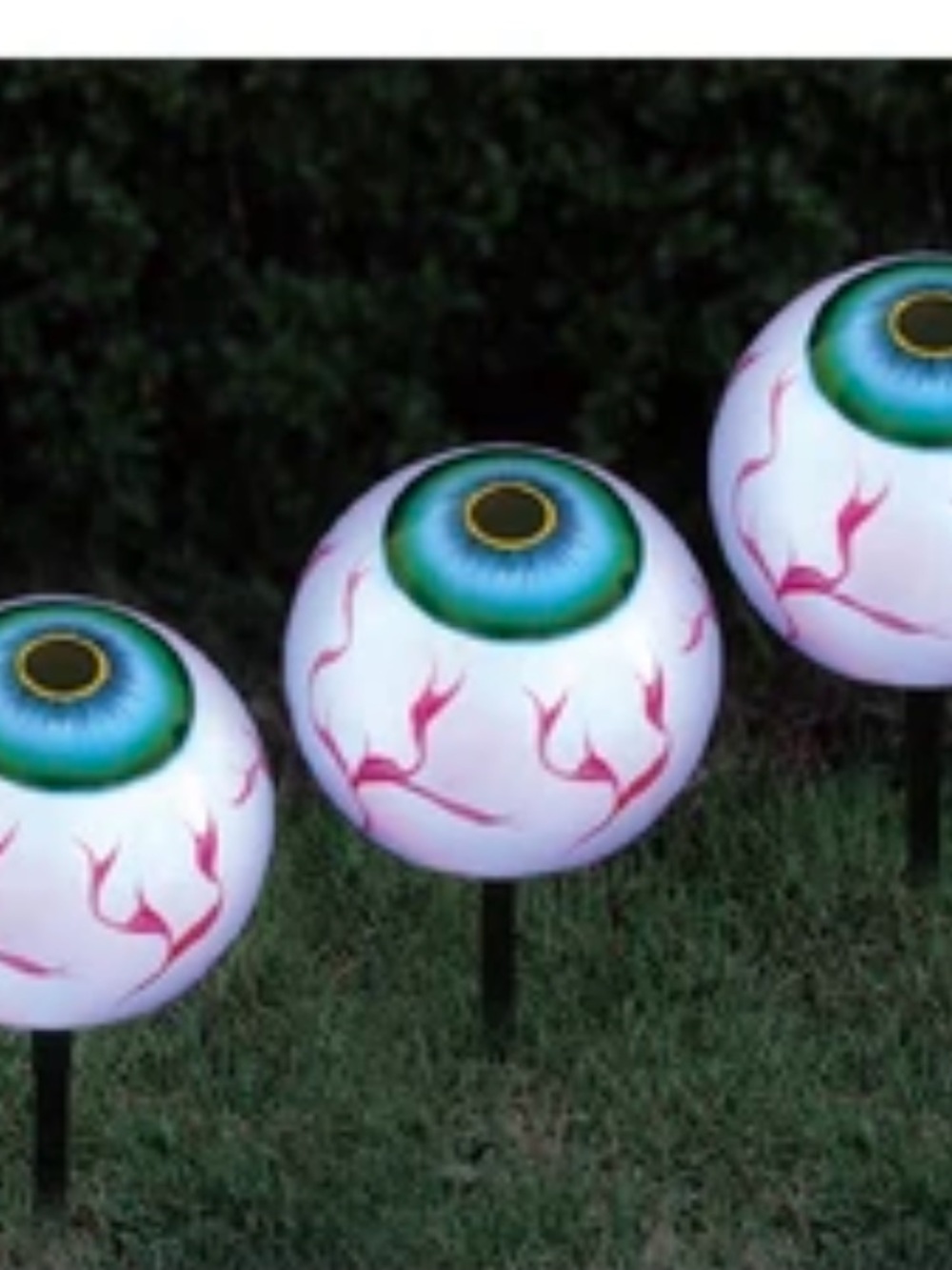 Retired spirit Halloween Jumbo The Scary Eyeball LED lights